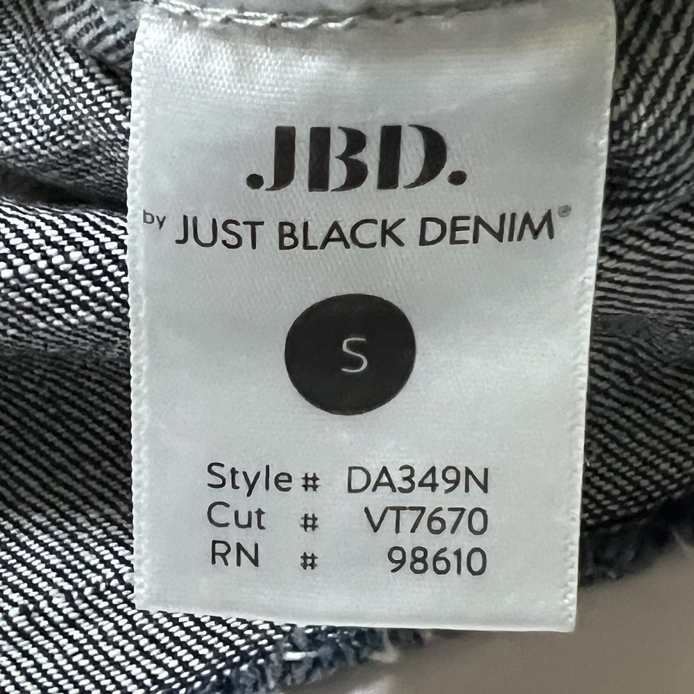 JBD Just Black Denim Jacket Women S Blue Excellent Distressed Raw Hem DA349N - Picture 5 of 10